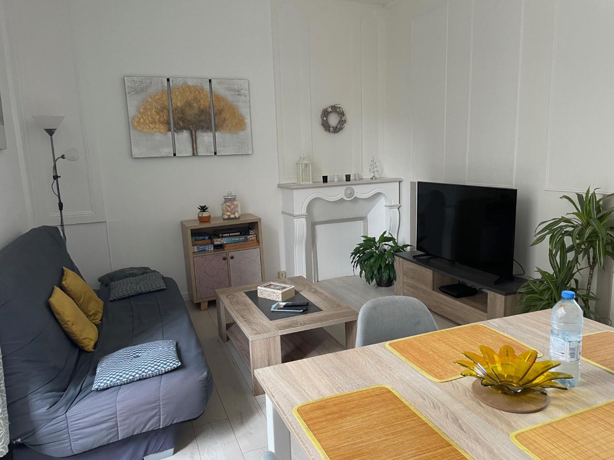 Charmant Appartement T2 Plein Centre Ville サン・ブリュー エクステリア 写真