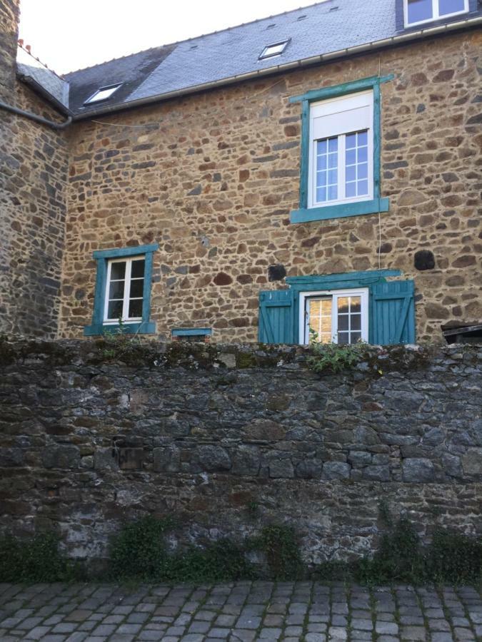 Charmant Appartement T2 Plein Centre Ville サン・ブリュー エクステリア 写真